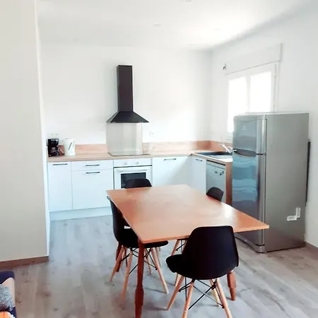 45m2 Parking Gratuit En Plein Centre Apartment