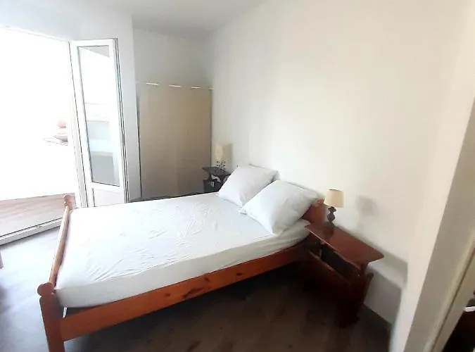 Apartment 45m2 Parking Gratuit En Plein Centre *